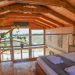 Casa Luma Near Loutraki Chania (Crete)